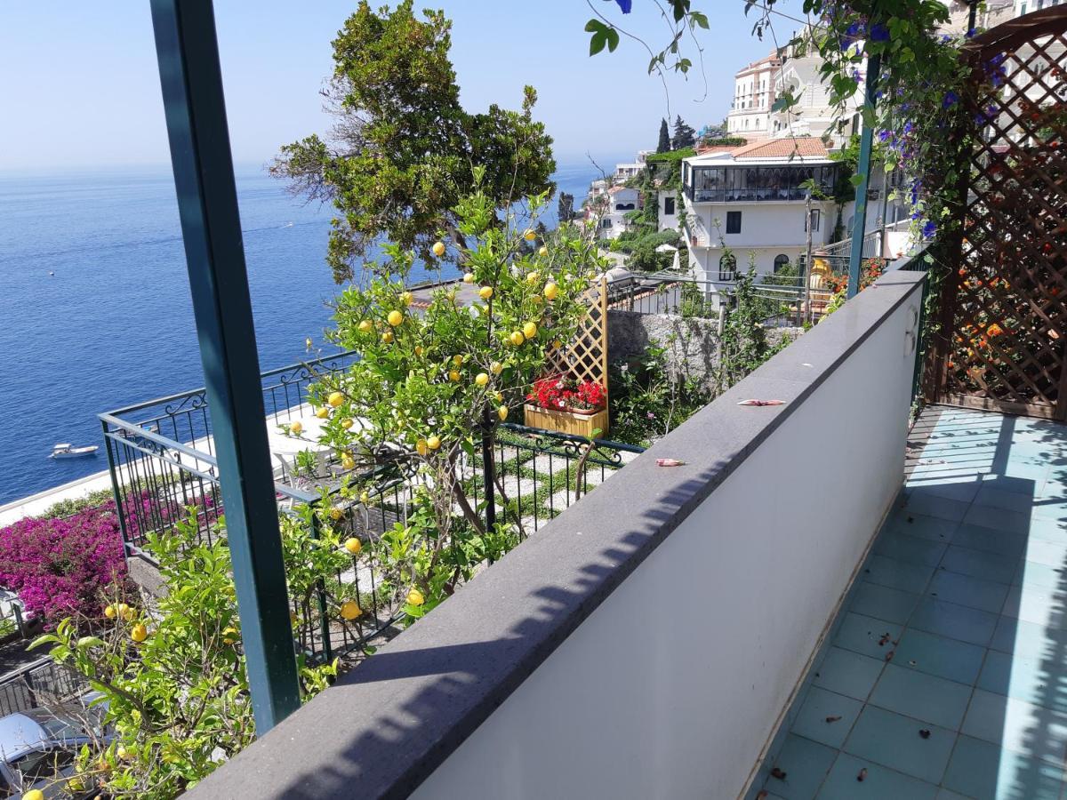 Amalfi Blue Flowers A Exterior foto